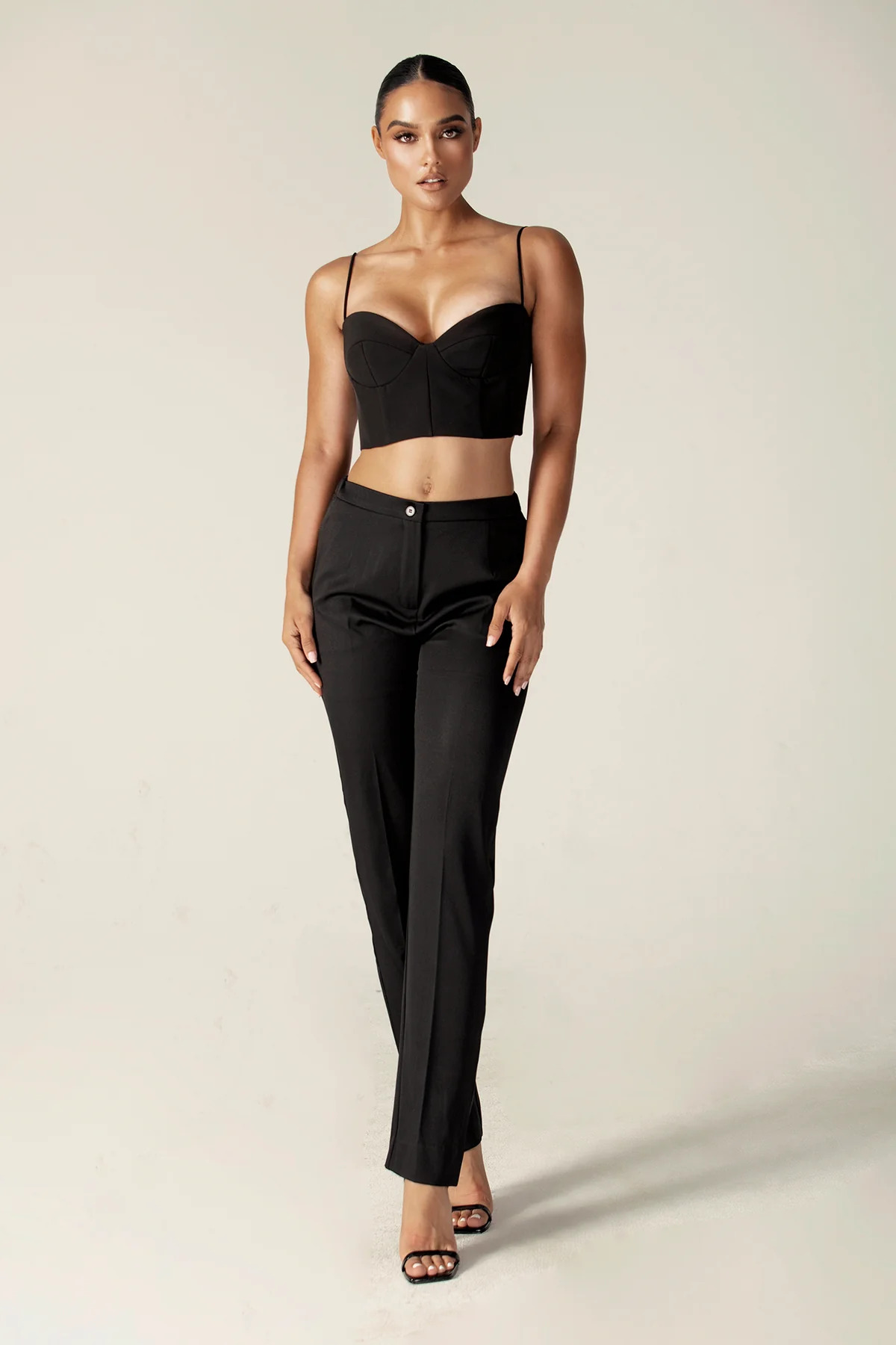 Cleo Tailored Straight Pants (Black)
